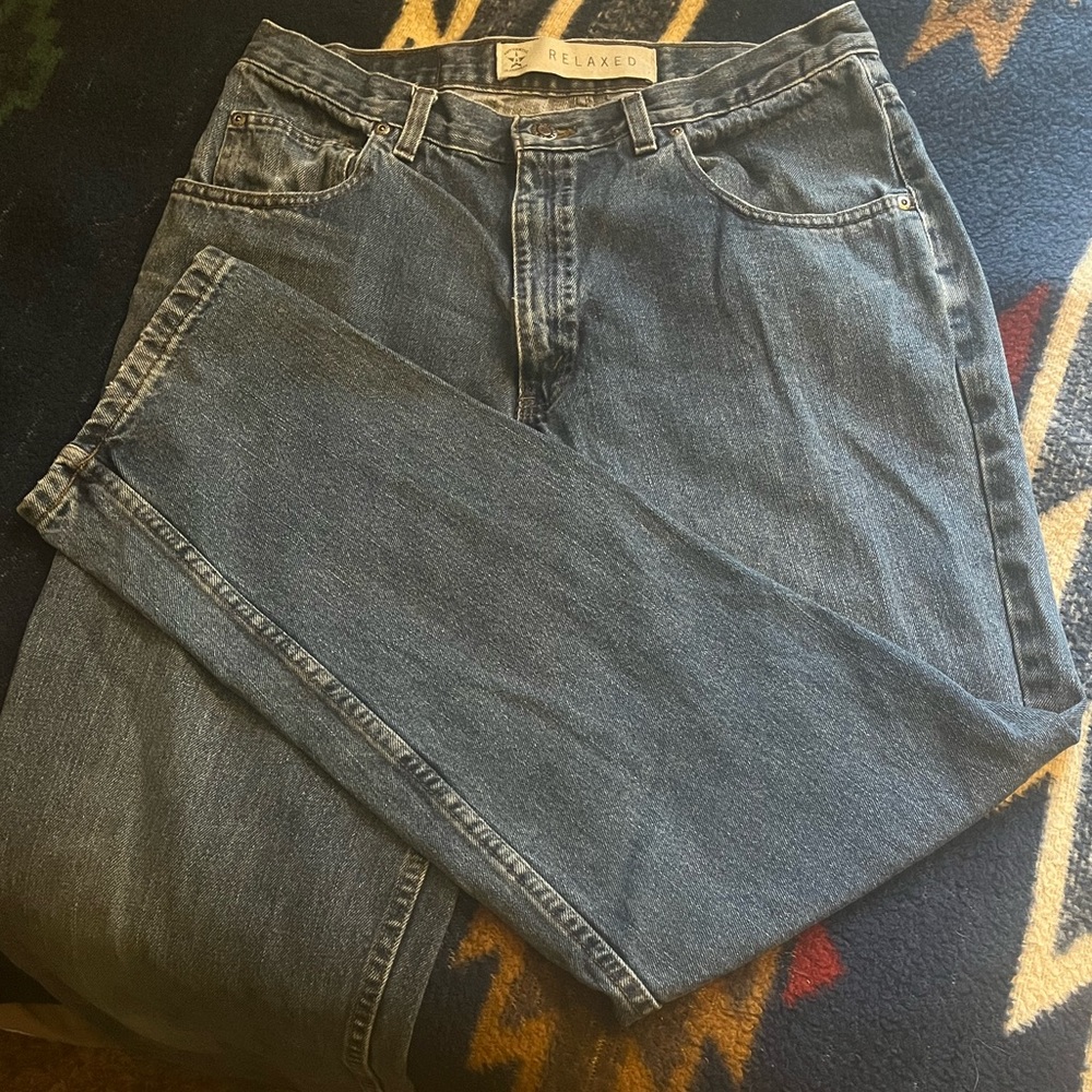 Arizona Jean Co. Blue Jeans (34x32)